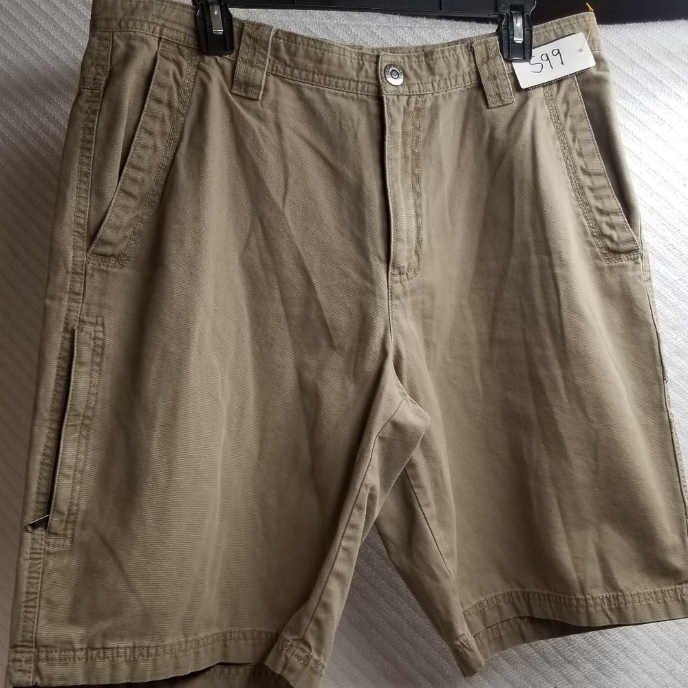 599 - Columbia 34W Omni-Shield Canvas Hiking Shorts